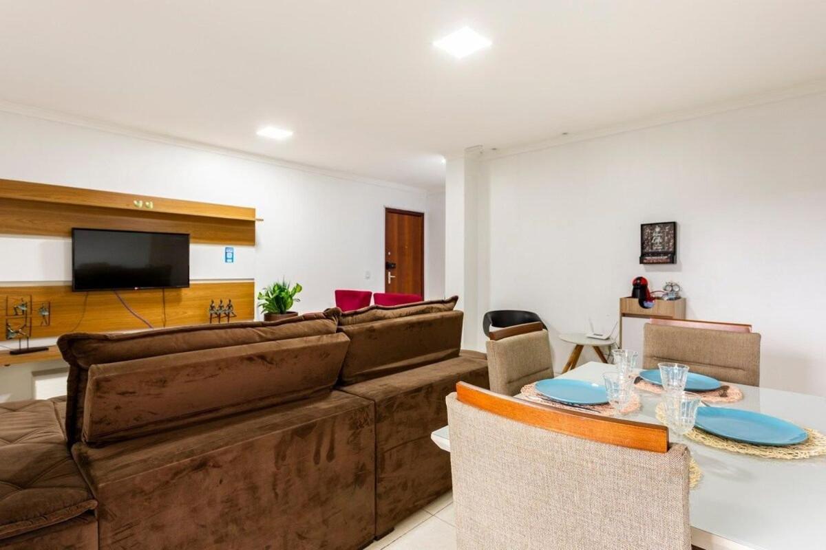 Ap 85M2 , 2Qts Com Suite , Estacionamento, Cozinha Completa , Wi-Fi 500Mb , Jr Catito Brezilya Dış mekan fotoğraf