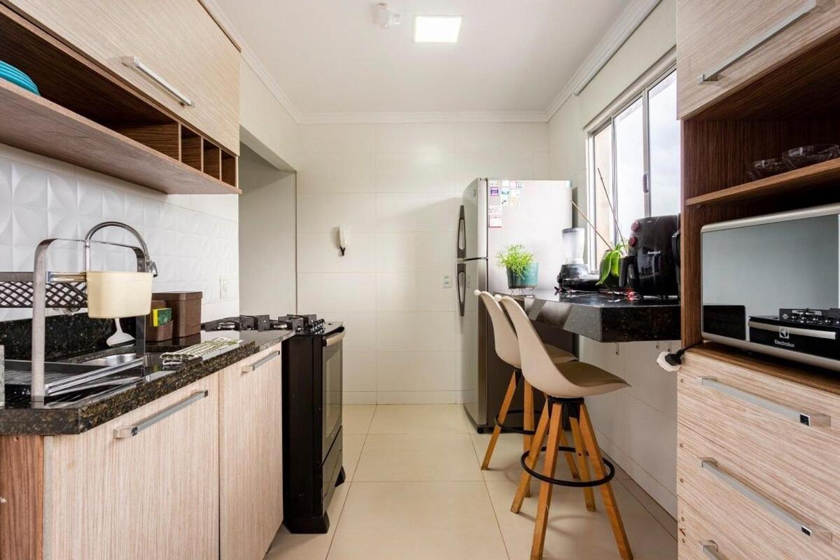 Ap 85M2 , 2Qts Com Suite , Estacionamento, Cozinha Completa , Wi-Fi 500Mb , Jr Catito Brezilya Dış mekan fotoğraf